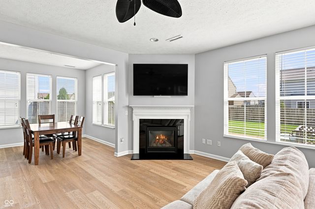 8347 Welder Place, Indianapolis, IN 46237