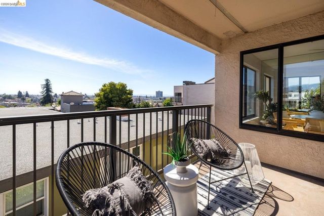 322 Hanover Ave 409, Oakland, CA 94606