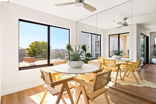 322 Hanover Ave 409, Oakland, CA 94606