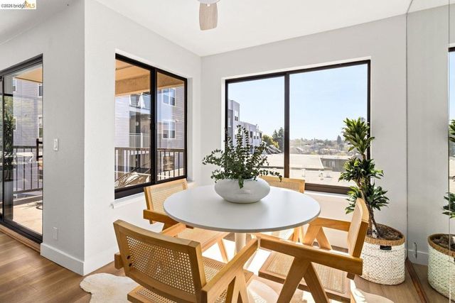 322 Hanover Ave 409, Oakland, CA 94606