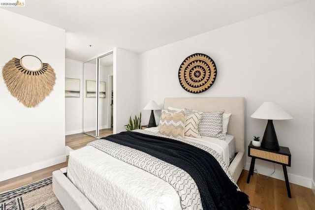 322 Hanover Ave 409, Oakland, CA 94606