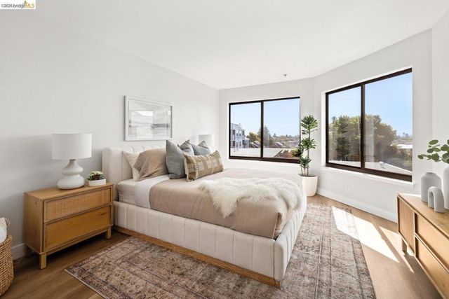 322 Hanover Ave 409, Oakland, CA 94606