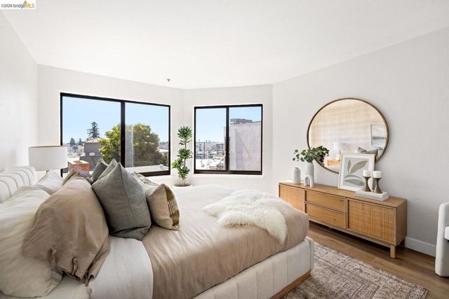 322 Hanover Ave 409, Oakland, CA 94606