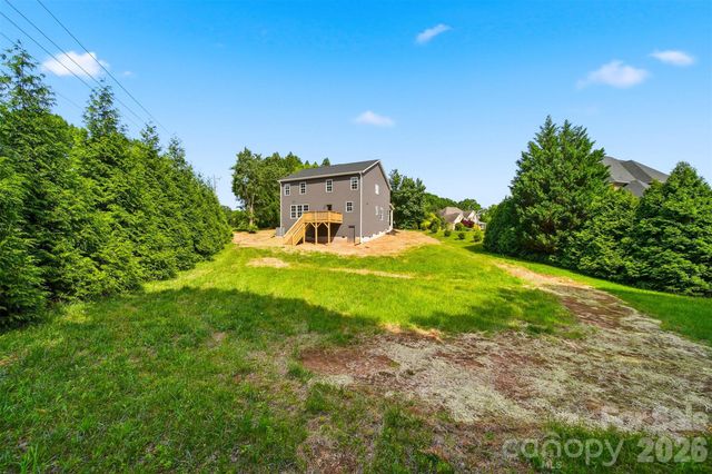 1147 10th Street Lane NW, Hickory, NC 28601