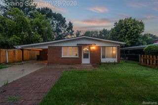 1579 Dulong Avenue, Madison Heights, MI 48071