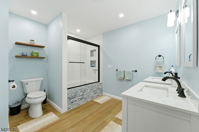 17 Fairmount Rd W, Tewksbury Twp., NJ 07830