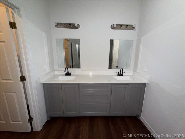 1342 N Waco Avenue, Tulsa, OK 74127