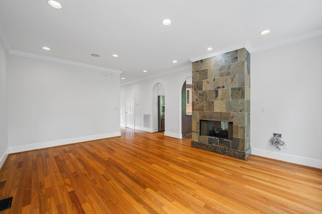 919 Forest Avenue, Chattanooga, TN 37405