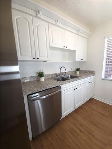 7606 ABBEY LANE 208, Tampa, FL 33617