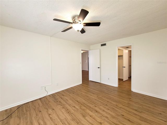 7606 ABBEY LANE 208, Tampa, FL 33617