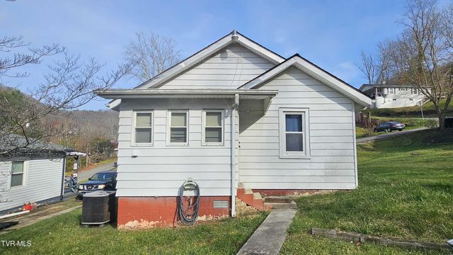 604 Blondell Avenue, Appalachia, VA 24216