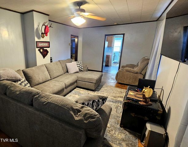 604 Blondell Avenue, Appalachia, VA 24216