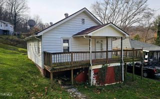 604 Blondell Avenue, Appalachia, VA 24216