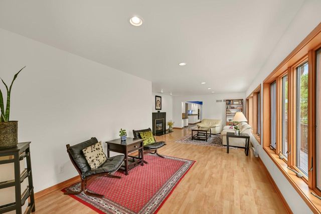 13320 W North LANE, New Berlin, WI 53151