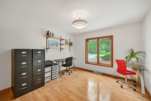 13320 W North LANE, New Berlin, WI 53151