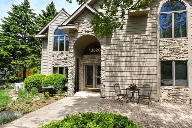 13320 W North LANE, New Berlin, WI 53151