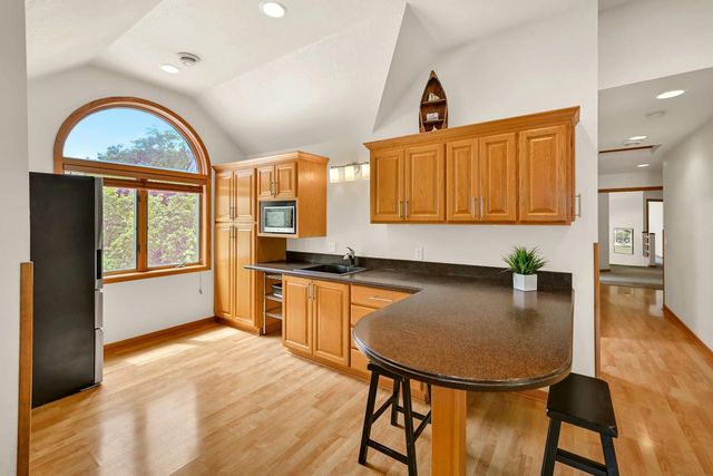 13320 W North LANE, New Berlin, WI 53151
