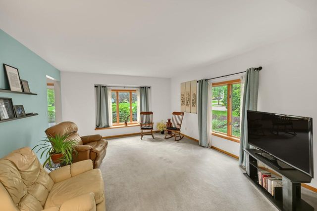 13320 W North LANE, New Berlin, WI 53151