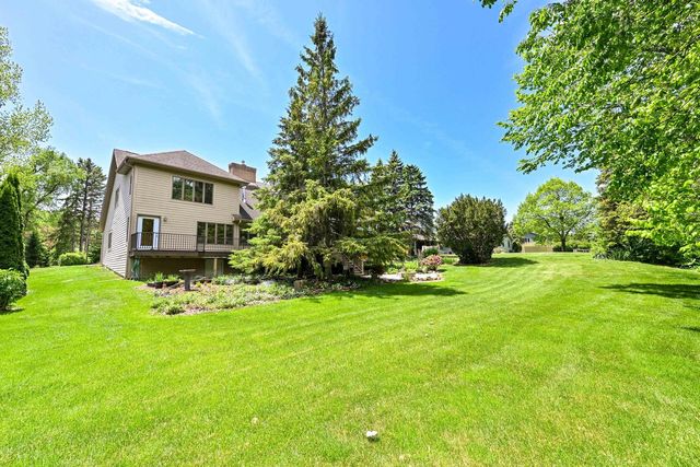 13320 W North LANE, New Berlin, WI 53151