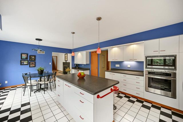 13320 W North LANE, New Berlin, WI 53151