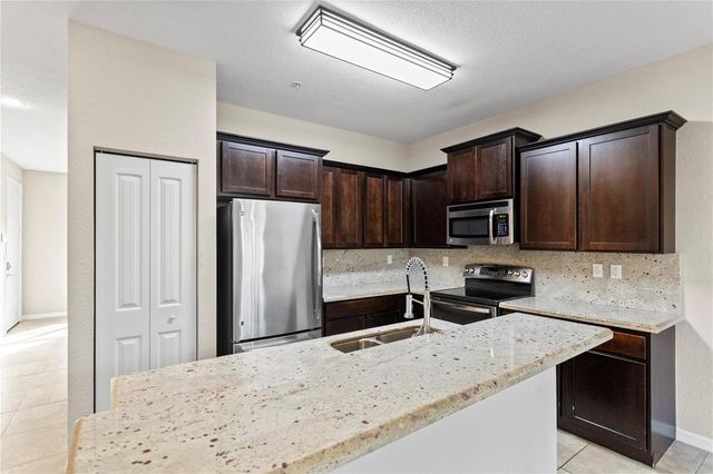 259 SW 7TH Street 259, Pompano Beach, FL 33060
