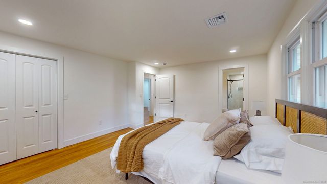 90 Lu Manor Drive, Fairfield, CT 06825