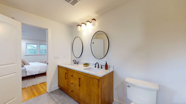 90 Lu Manor Drive, Fairfield, CT 06825