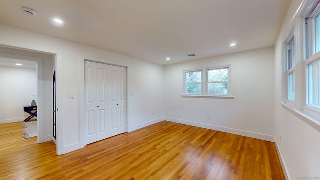 90 Lu Manor Drive, Fairfield, CT 06825