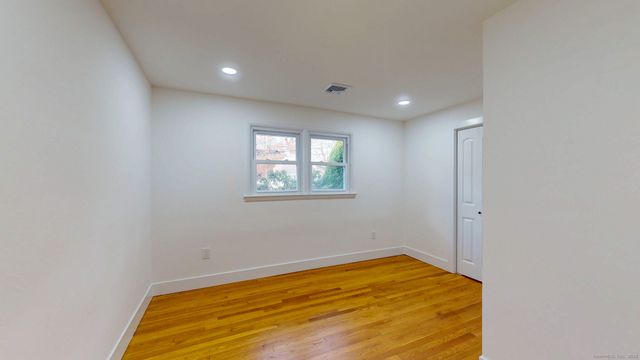 90 Lu Manor Drive, Fairfield, CT 06825