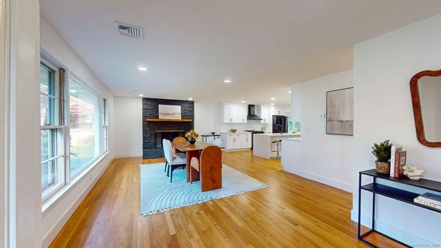 90 Lu Manor Drive, Fairfield, CT 06825