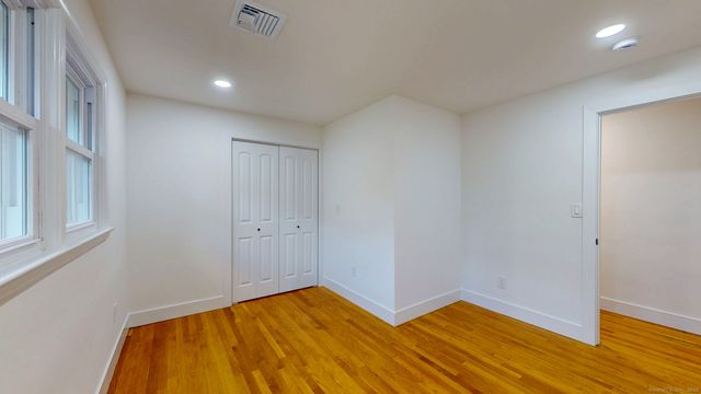 90 Lu Manor Drive, Fairfield, CT 06825