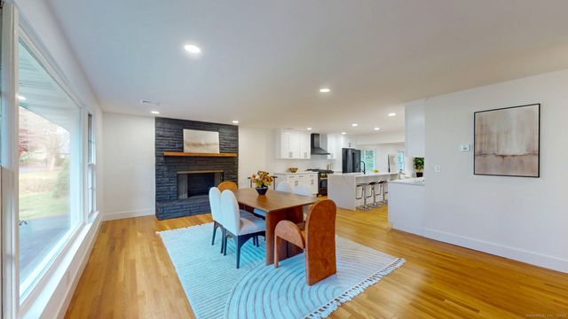 90 Lu Manor Drive, Fairfield, CT 06825