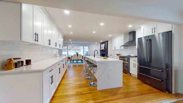 90 Lu Manor Drive, Fairfield, CT 06825