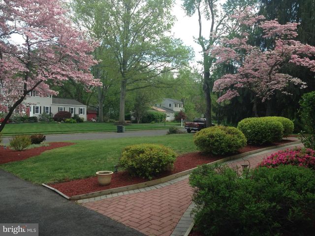 6 JEFFREY LN, Princeton Junction, NJ 08550