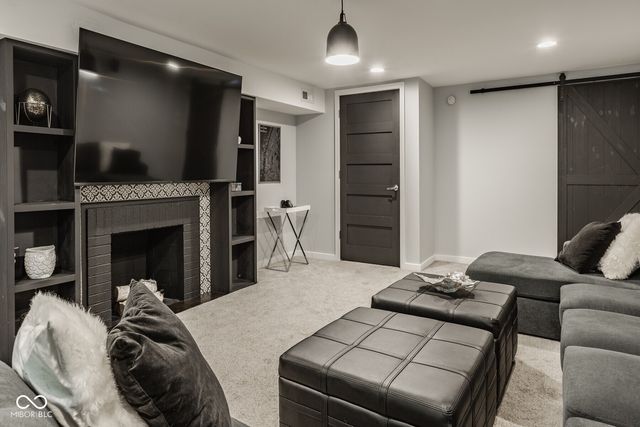 654 E 79th Street, Indianapolis, IN 46240