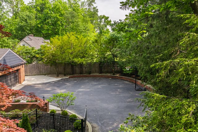 654 E 79th Street, Indianapolis, IN 46240