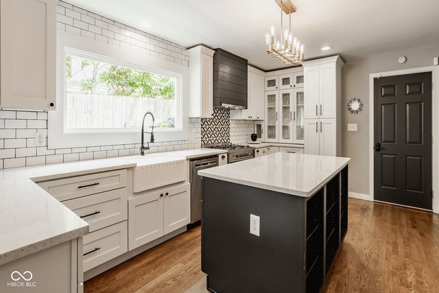 654 E 79th Street, Indianapolis, IN 46240