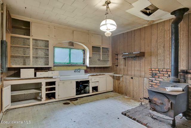 905 N Boyer AVE, Sandpoint, ID 83864