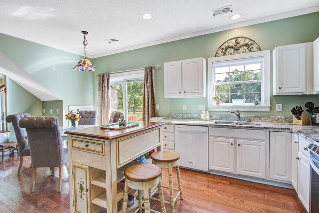 110 Revolution Drive, Mount Pleasant, SC 29464