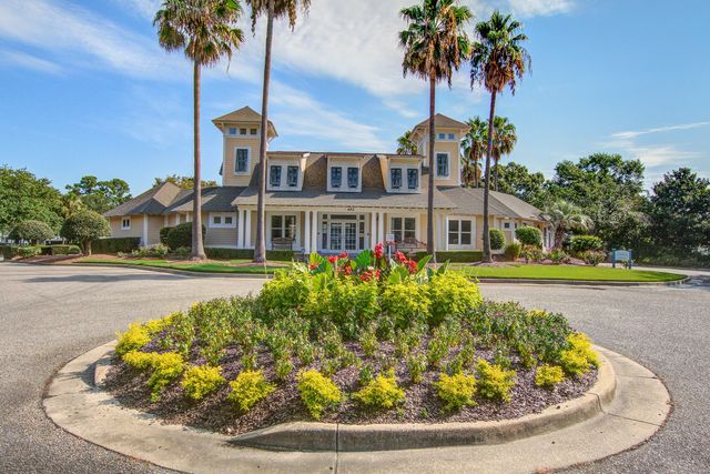 110 Revolution Drive, Mount Pleasant, SC 29464