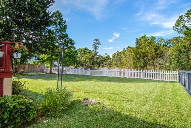 110 Revolution Drive, Mount Pleasant, SC 29464