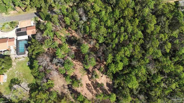 5357 Forestbrook Dr, Milton, FL 32583