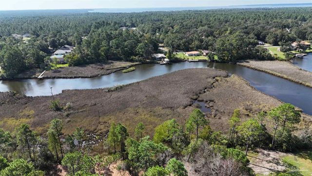 5357 Forestbrook Dr, Milton, FL 32583