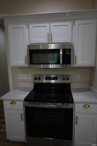 5822 Fernwood Avenue, Fort Wayne, IN 46809