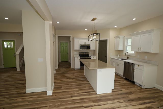 5822 Fernwood Avenue, Fort Wayne, IN 46809