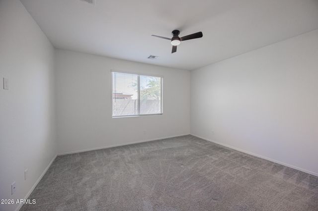 7914 W PUEBLO Avenue, Phoenix, AZ 85043