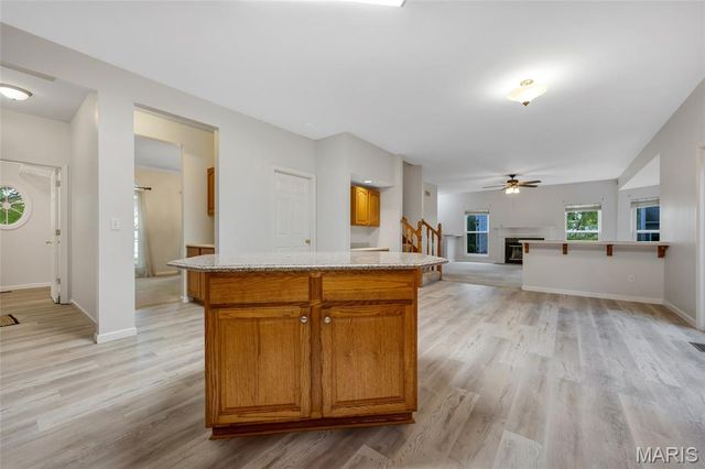 1145 Stonewolf Trail, Fairview Heights, IL 62208