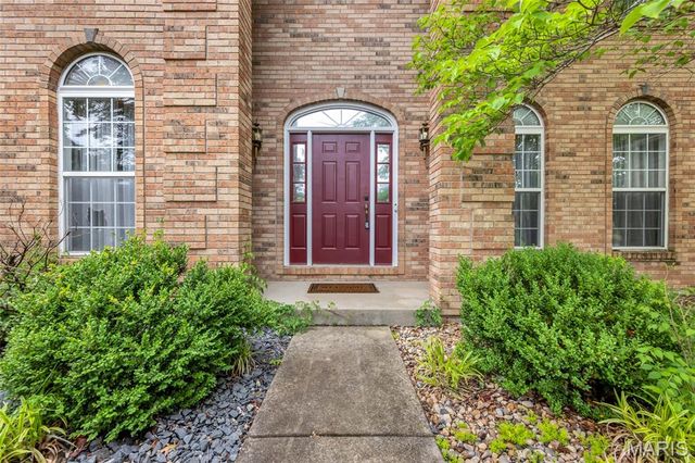 1145 Stonewolf Trail, Fairview Heights, IL 62208