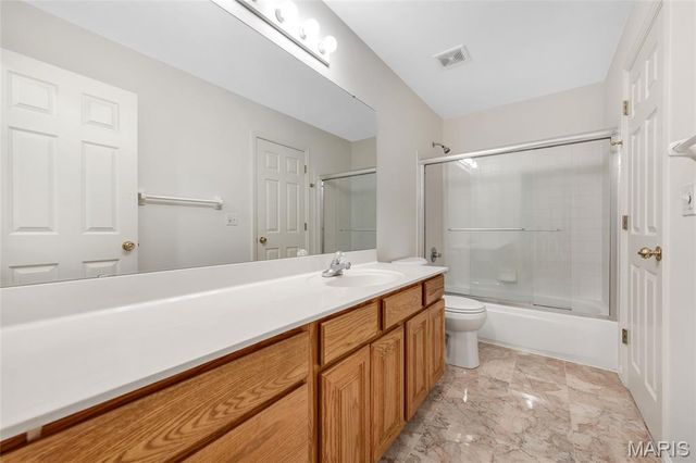 1145 Stonewolf Trail, Fairview Heights, IL 62208