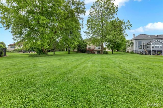 1145 Stonewolf Trail, Fairview Heights, IL 62208